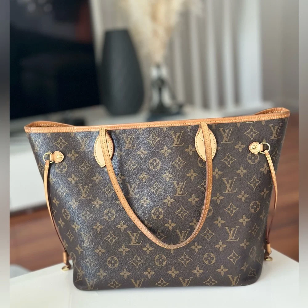 Louis Vuitton Neverfull Tote MM Brown Canvas Monogram - Picture 4 of 16